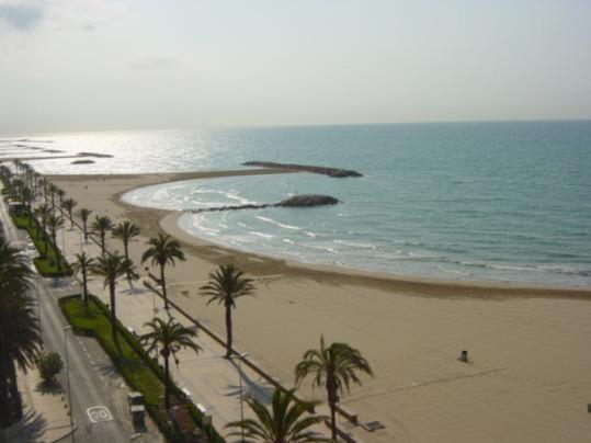 Lovely Seaside Apartment In Front Of Calafell Beach And Cunit Beach Segur de Calafell Zewnętrze zdjęcie